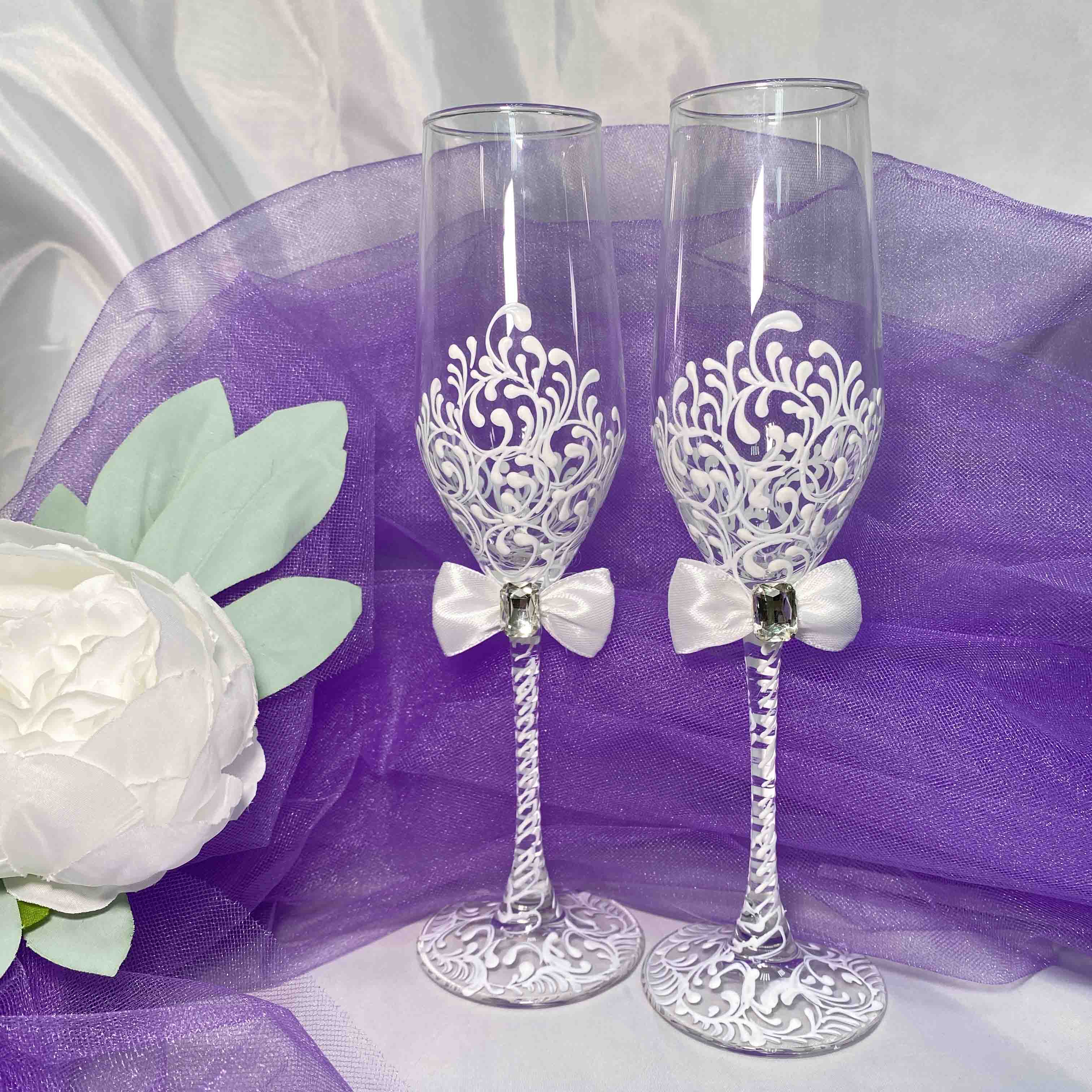 Бокалы свадебные (2шт) с белым бантиком