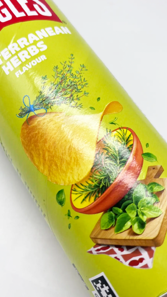 Картофельные чипсы Pringles со вкусом средиземноморских трав (Mediterranean Herbs)