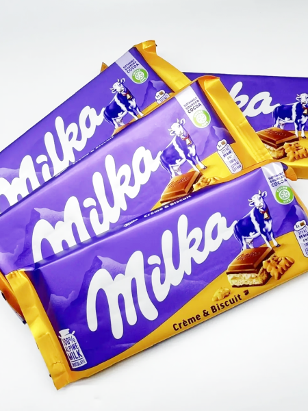 Шоколад Milka Cream & Biscuit, с кремовой начинкой